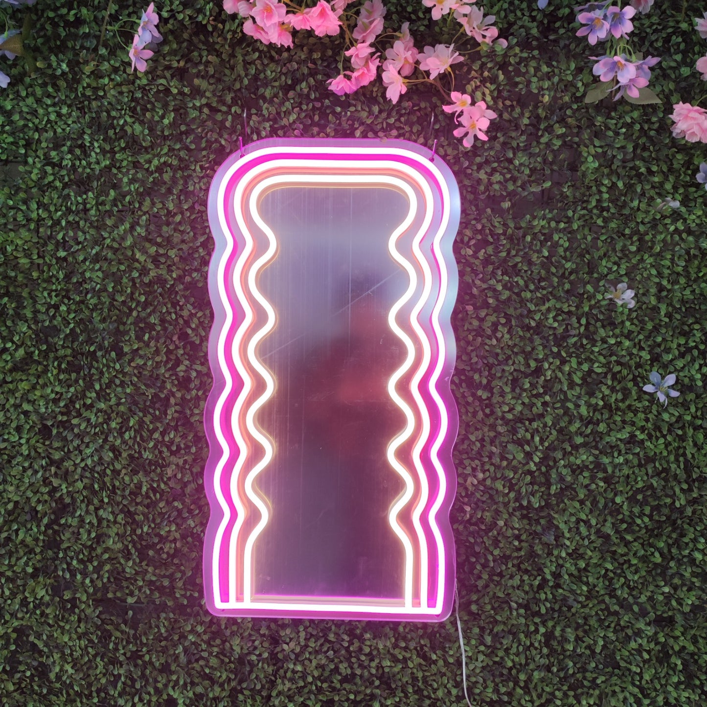 Led neon sign - Led neon bord - op maat gemaakt - custom - meerdere kleuren - mirror(s) - spiegel led neon sign